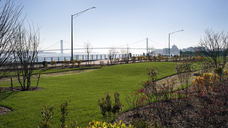 New Stapleton Waterfront. Photo by John Bartelstone/NYCEDC. New Stapleton Waterfront. Photo by John Bartelstone/NYCEDC.