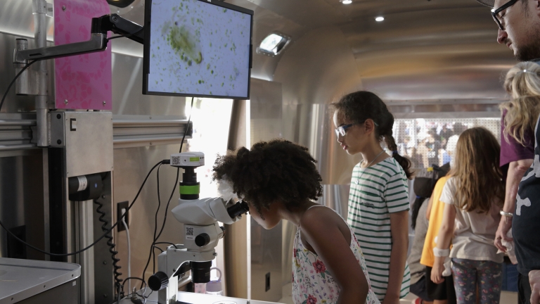 Students learning about marine ecology at the BioBus Mobile Research Lab 