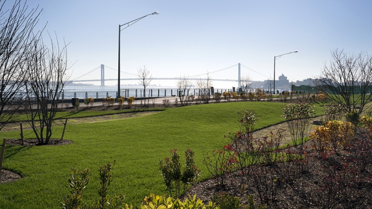 New Stapleton Waterfront. Photo by John Bartelstone. New Stapleton Waterfront. Photo by John Bartelstone.