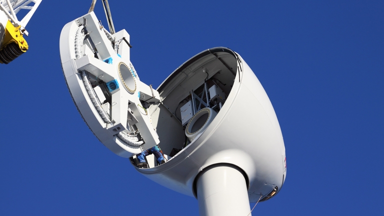 Offshore wind turbine assembly Offshore wind turbine assembly