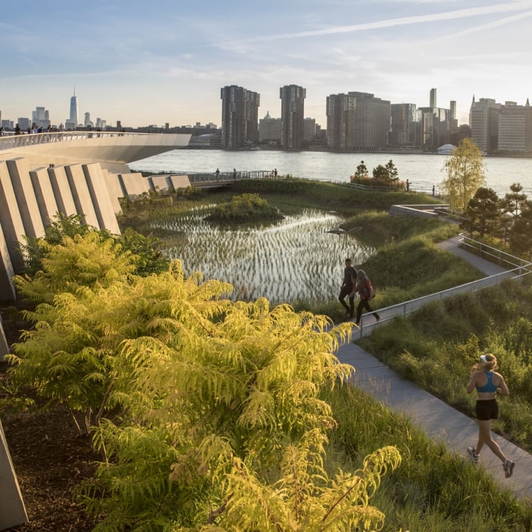 Hunter's Point Park. Photo by David Lloyd/SWA. Hunter's Point Park. Photo by David Lloyd/SWA.