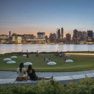 Hunters Point Park. Photo by David Lloyd/SWA.