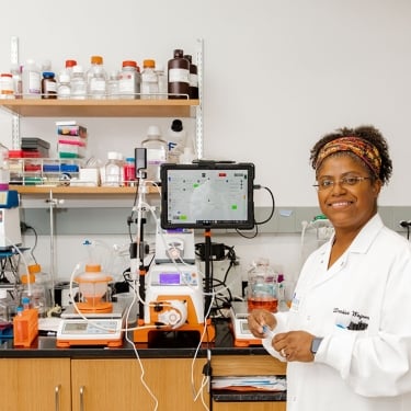Life Sciences scientist in a lab.