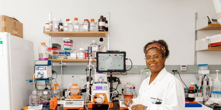Life Sciences scientist in a lab.