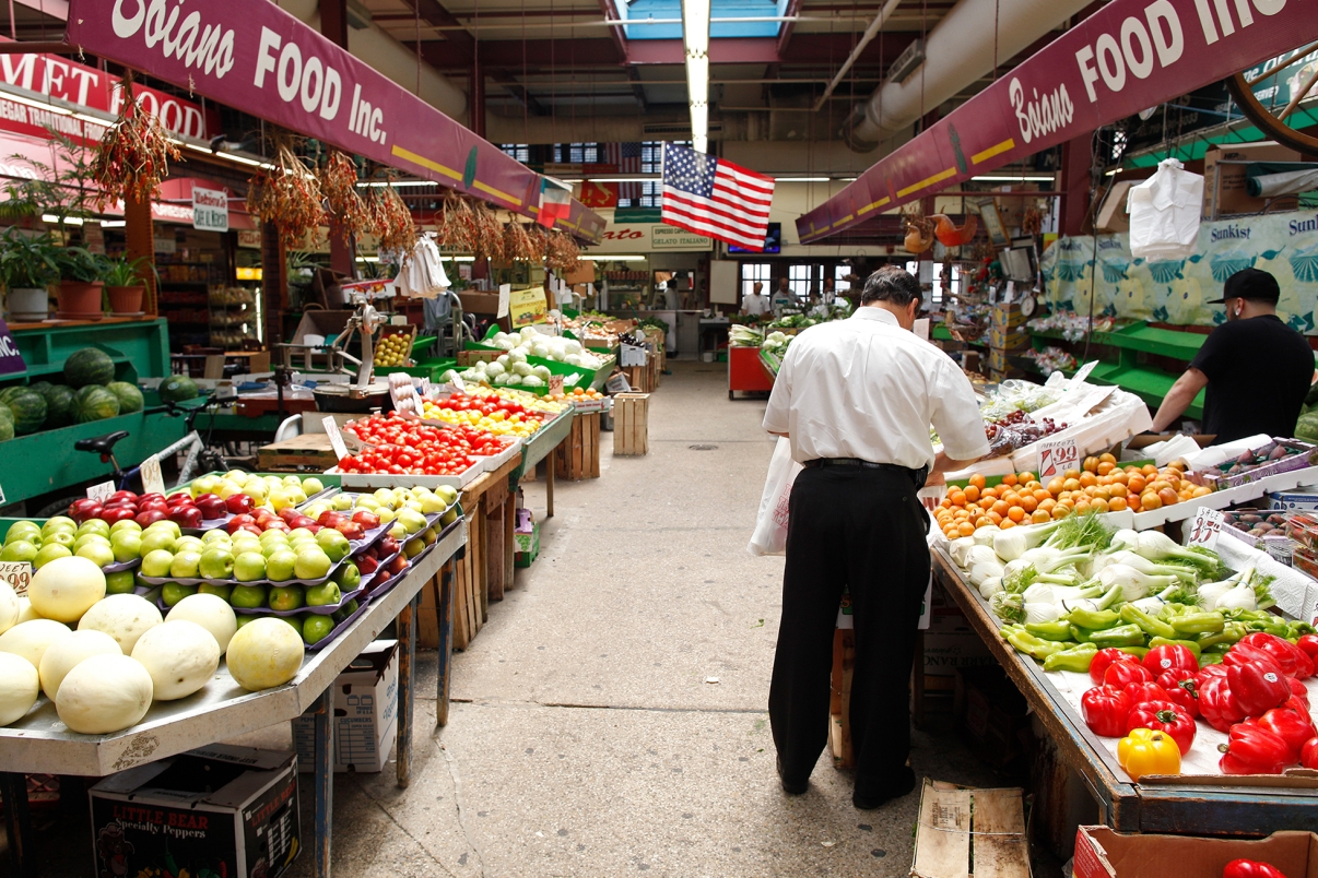 Arthur Avenue Market. Photo by Joe Buglewicz/NYC&amp;Company.