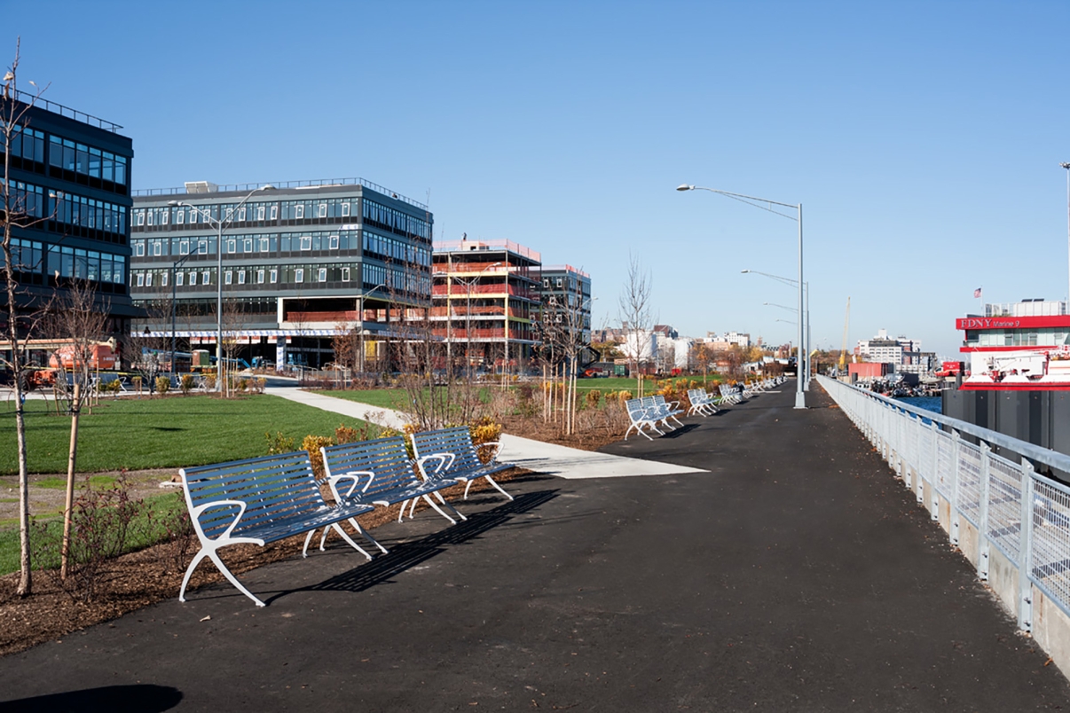 New Stapleton Waterfront. Photo by John Bartelstone/NYCEDC.