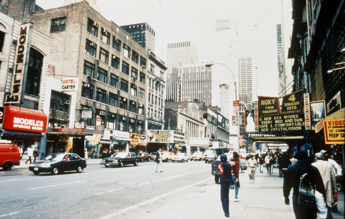 42nd Street, circa 1992. Credit: Peter Aaron/Otto for Robert A.M. Stern Architects