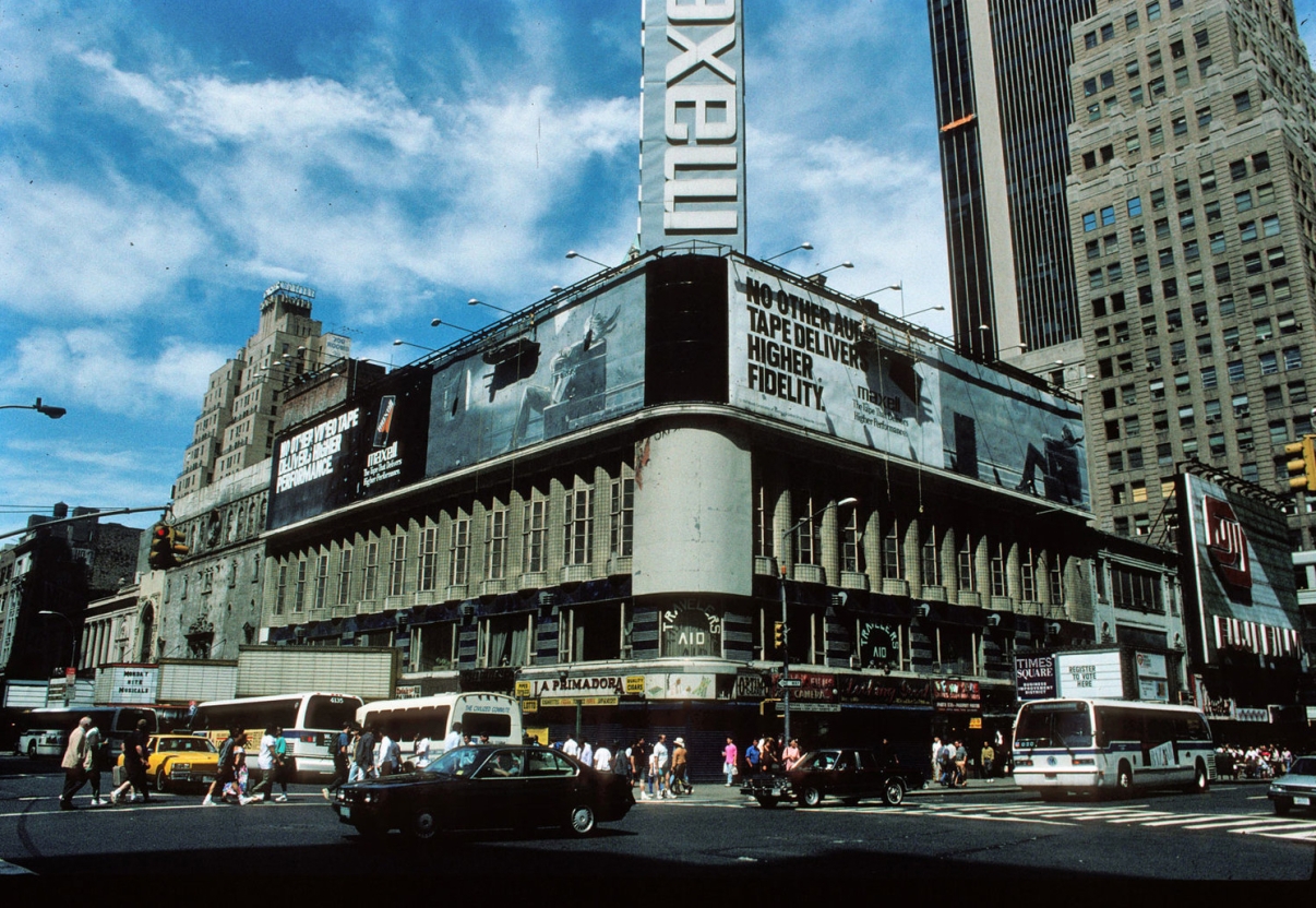 Corner of 42nd and 7th in 1992, flanked by vacant theatres. Credit: Peter Aaron/Otto for Robert A.M. Stern Architects
