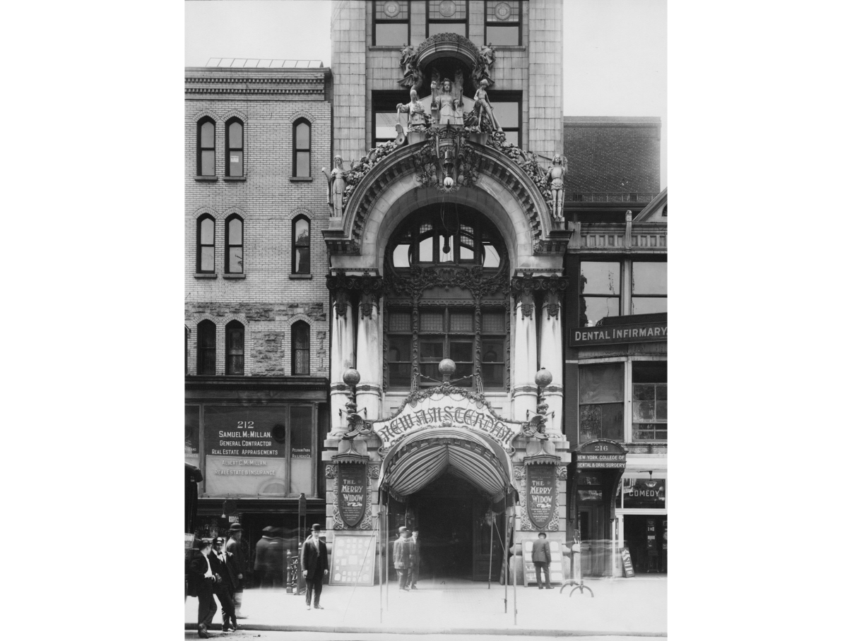 Historical photo of the exterior of the New Amsterdam Theatre. Image: New York Historical Society.