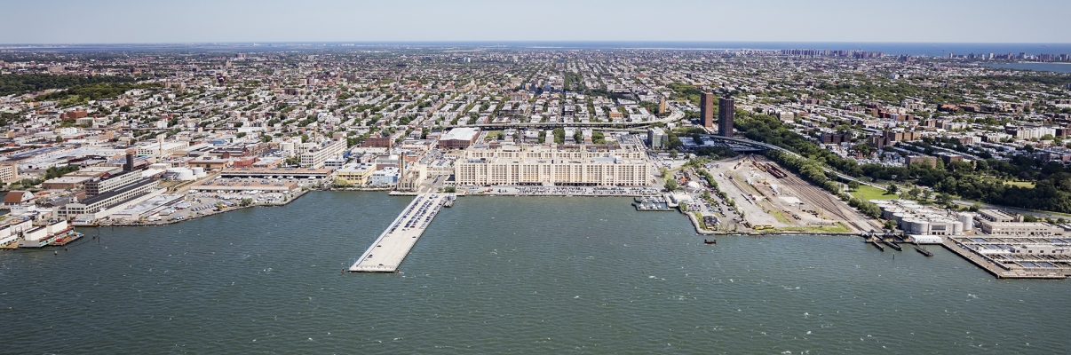 Brooklyn Army Terminal. Photo by Albert Vecerka/NYCEDC.