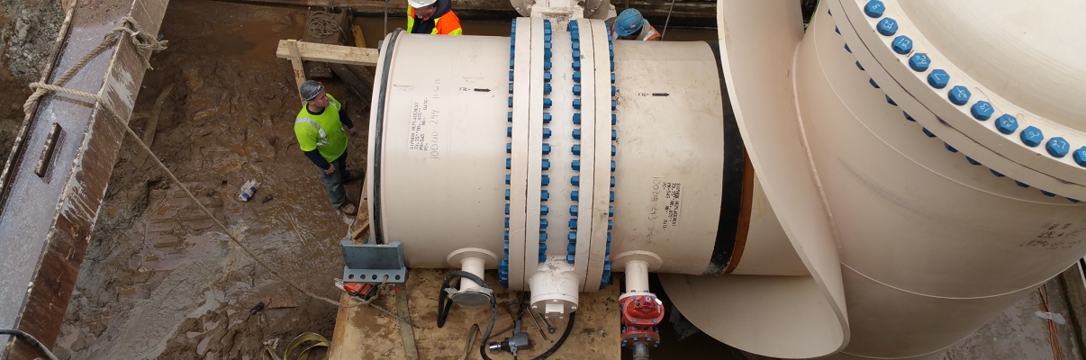 Replacement of Anchorage Channel Water Siphons. Photo by NYCEDC. Replacement of Anchorage Channel Water Siphons. Photo by NYCEDC.